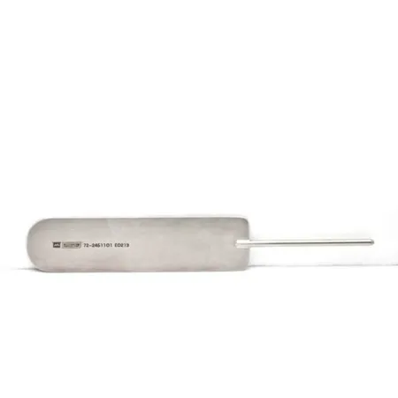 Type Retractor Blade