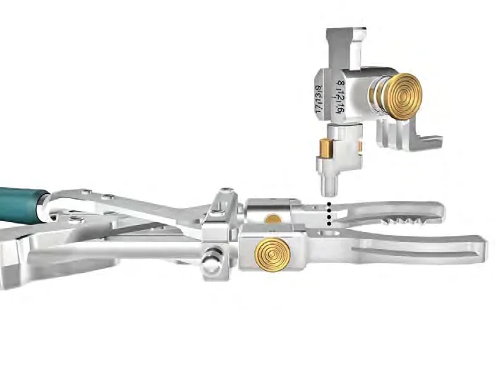 Triathlon Patella Stylus