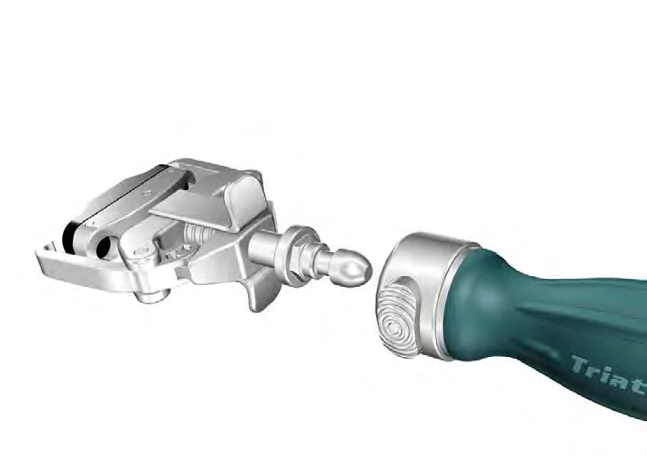 Triathlon Femoral Impactor Extractor